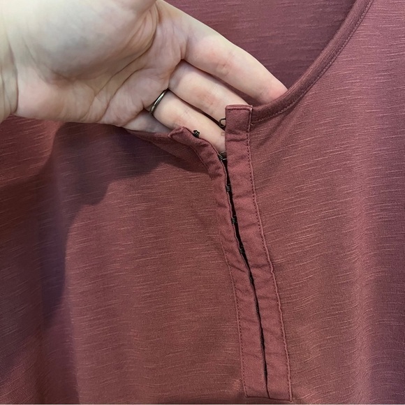 Soft Surroundings Mauve Scoop Neck Ruffle Trim Hook Eye Closure Blouse Size XL - Picture 4 of 7